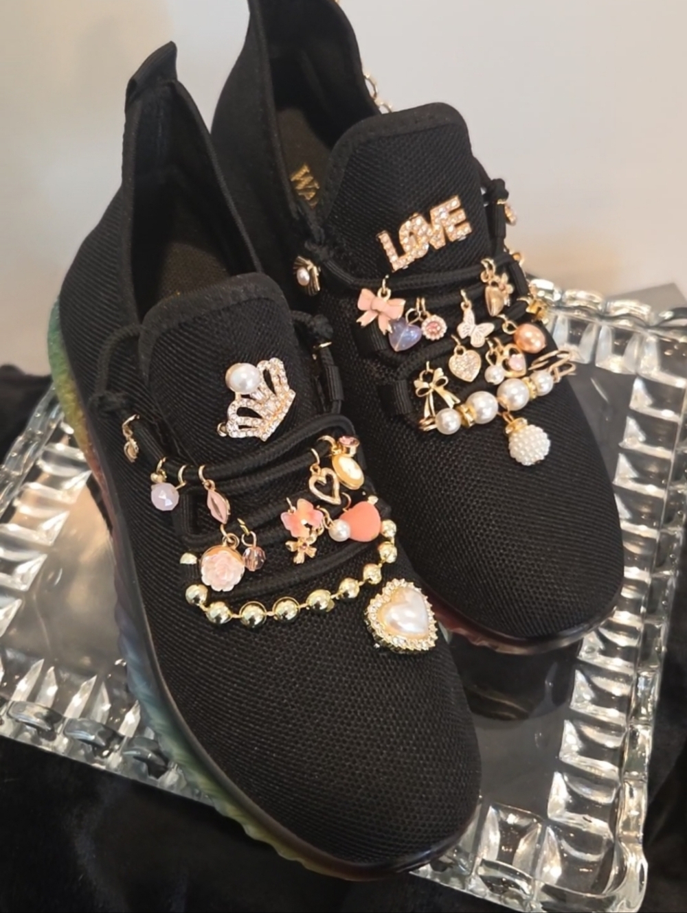 Charm sneakers